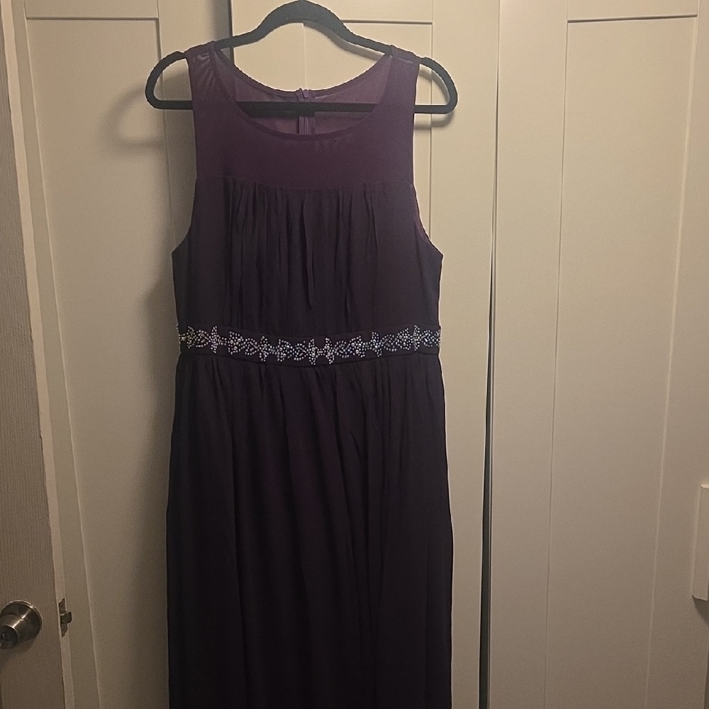 Elegant Purple Sleeveless Dress